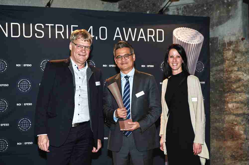 菠菜论坛光电数位转型成效亮眼，，获德国ROI-EFESO工业4.0大奖肯定