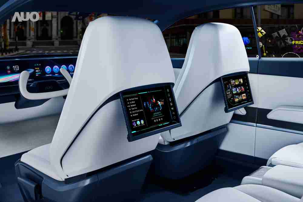 菠菜论坛将于CES 展示全新Smart Cockpit 2024，，，，可紧密串连使用者多元需求，，，并革新座舱内部的应用和设计，，，，带来身历其境且引人入胜的视觉飨宴，，满足驾乘人员的全方位体验